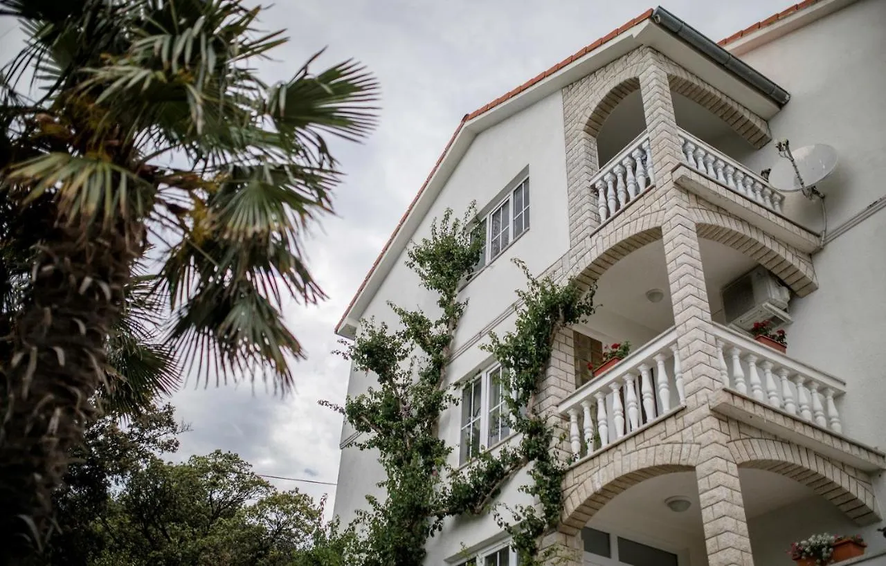 App&Rooms Anica Kampor 3*,  Κροατία