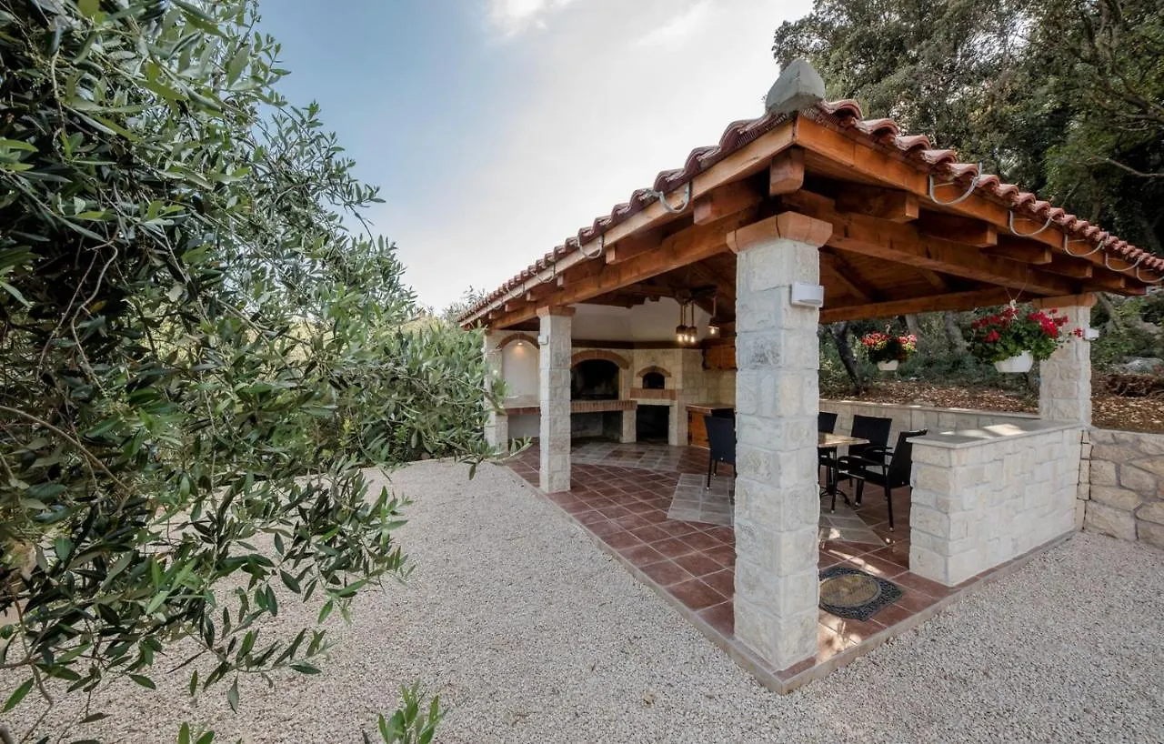 *** Guest house App&Rooms Anica Kampor Croatia